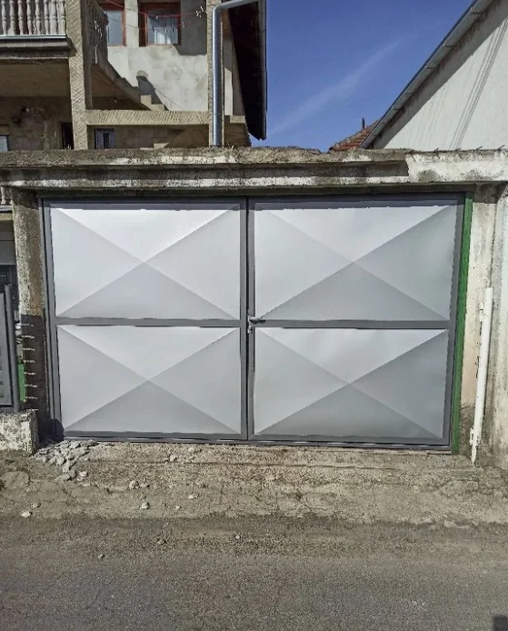 vrata za garazu