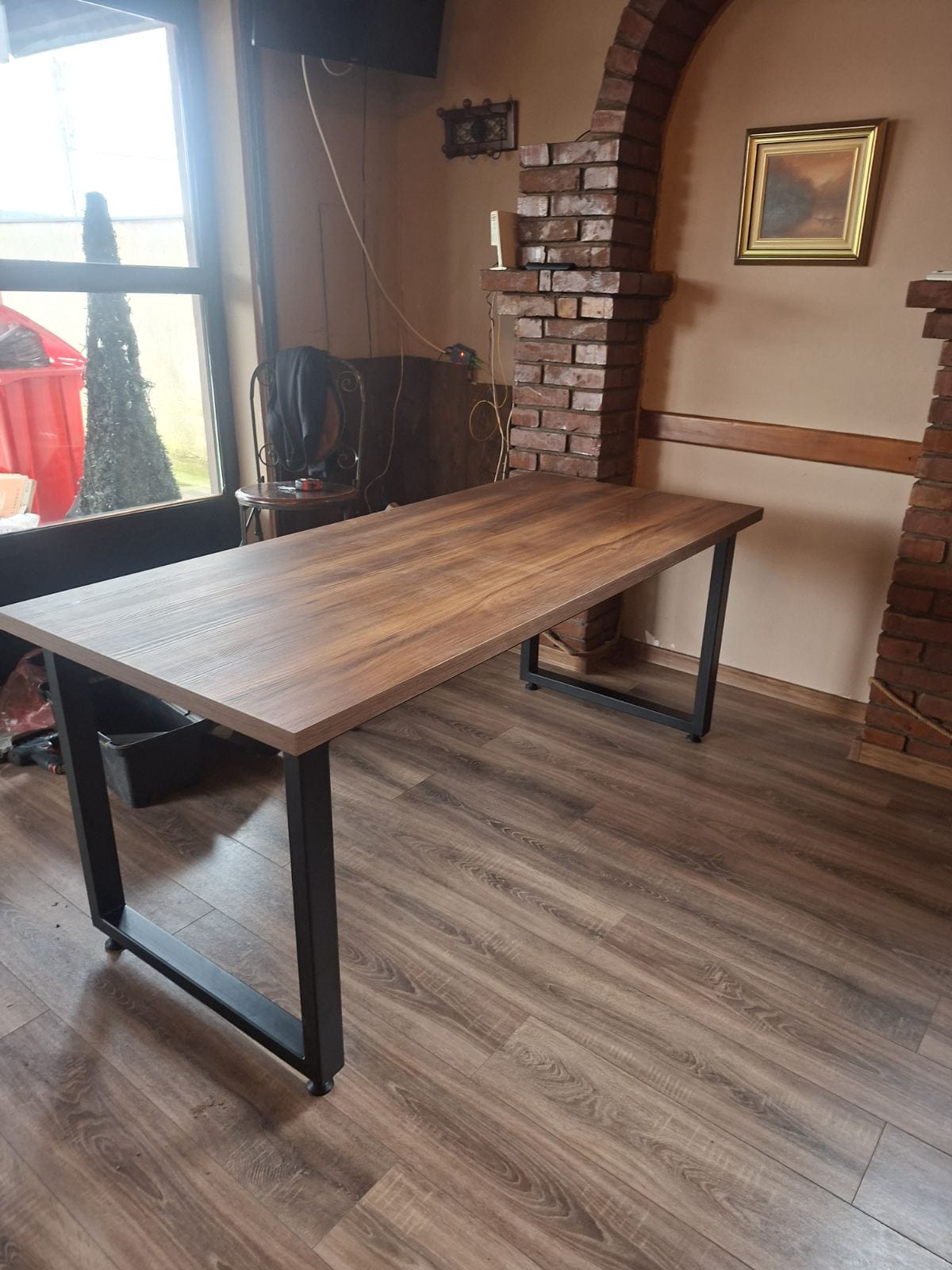 Nogare za trpezarijski sto — model 30, čelik obrađen do milimetra, za restoran