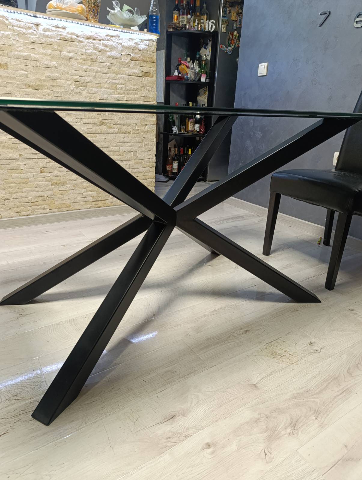Nogare za barski sto, model 56 — zavarena čelična konstrukcija, za bar