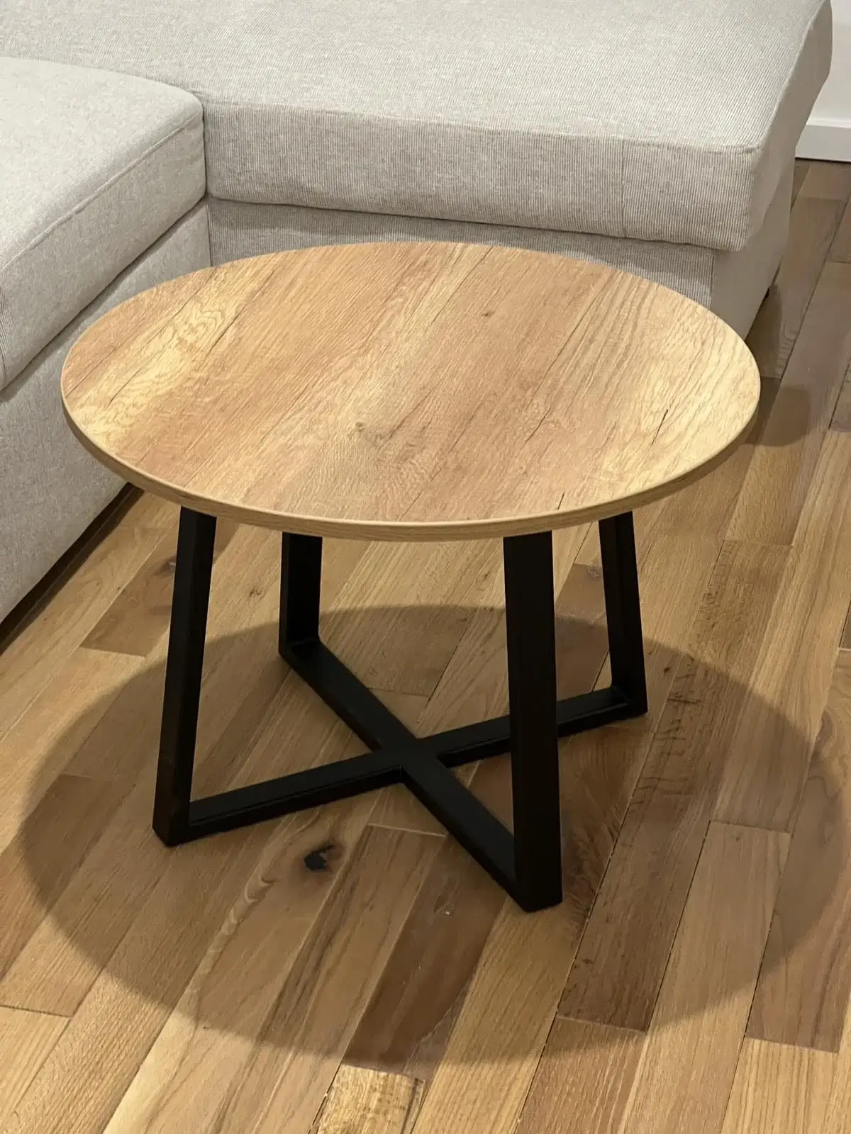 Klub sto za dnevni boravak